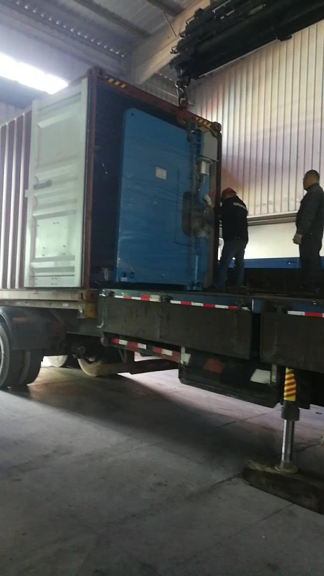 國(guó)輝刨槽機(jī)折彎?rùn)C(jī)即將發(fā)往卡塔爾